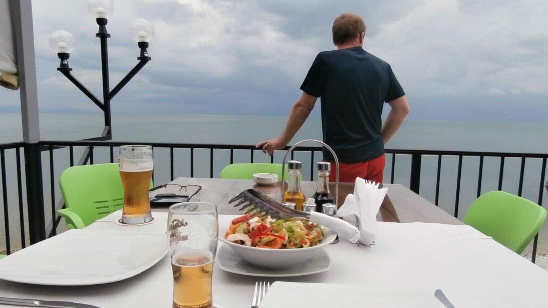 Rooms Lake View Balani Restaurant Shkodër Eksteriør billede