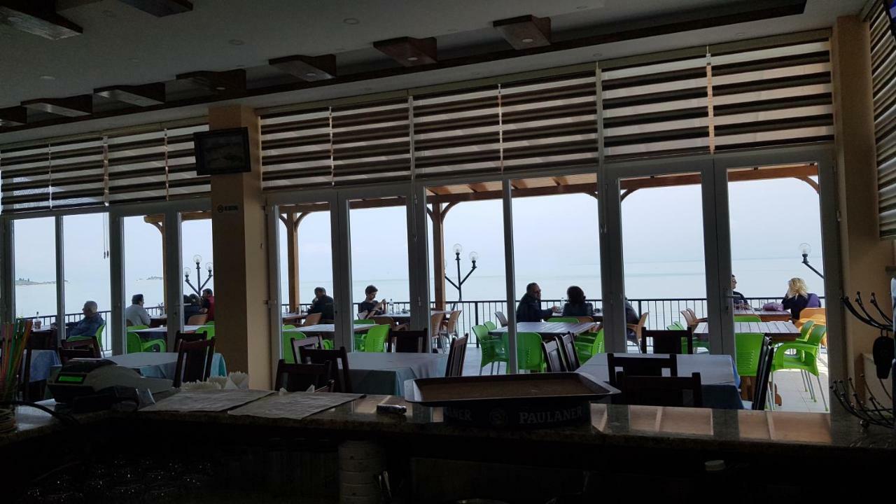 Rooms Lake View Balani Restaurant Shkodër Eksteriør billede