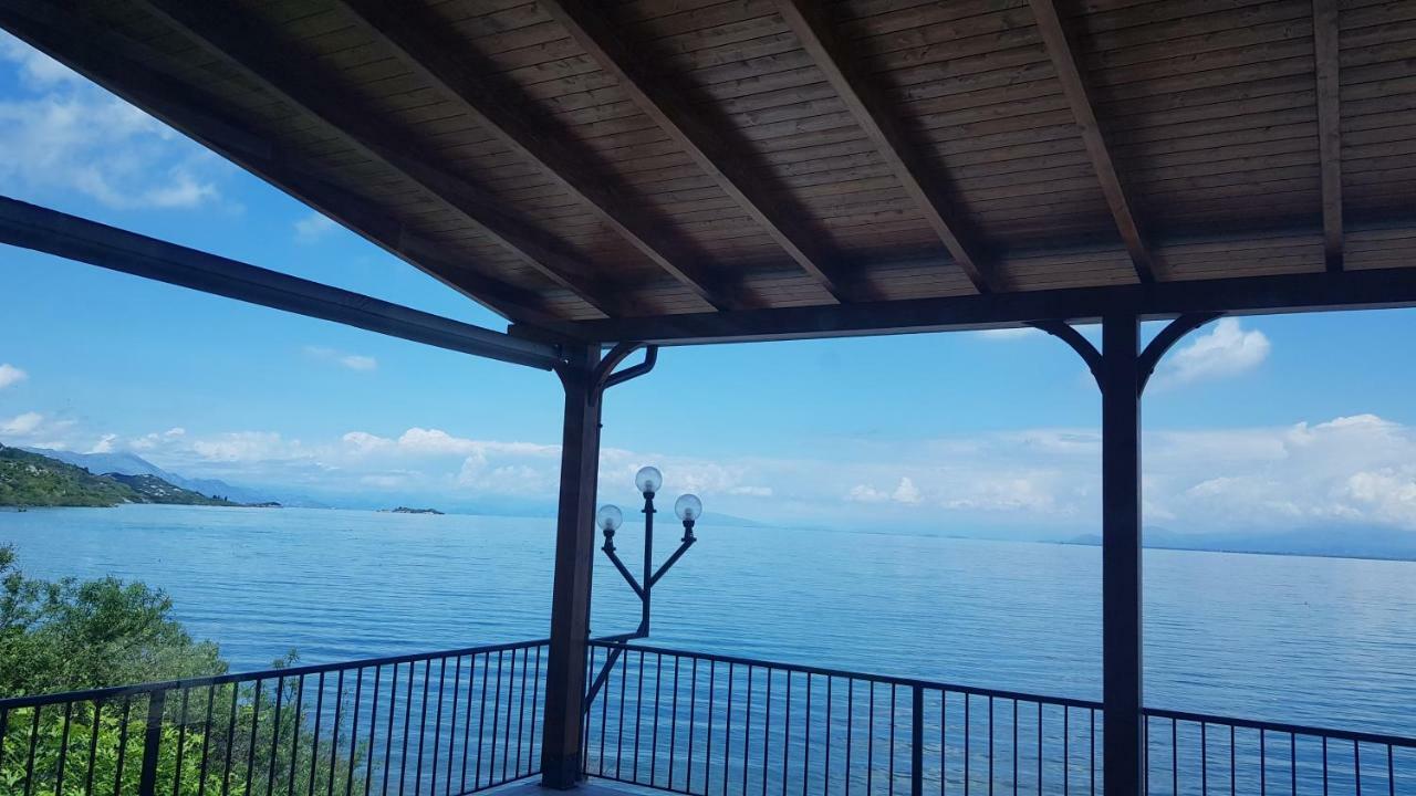 Rooms Lake View Balani Restaurant Shkodër Eksteriør billede