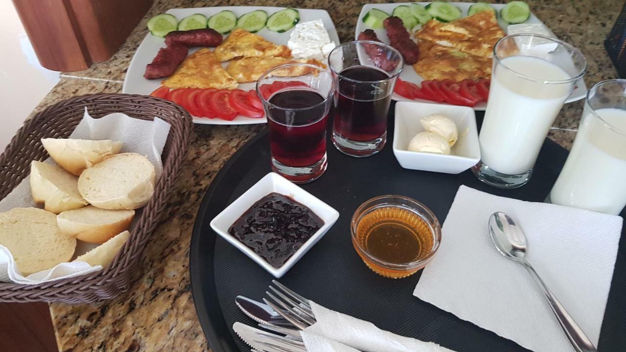 Rooms Lake View Balani Restaurant Shkodër Eksteriør billede